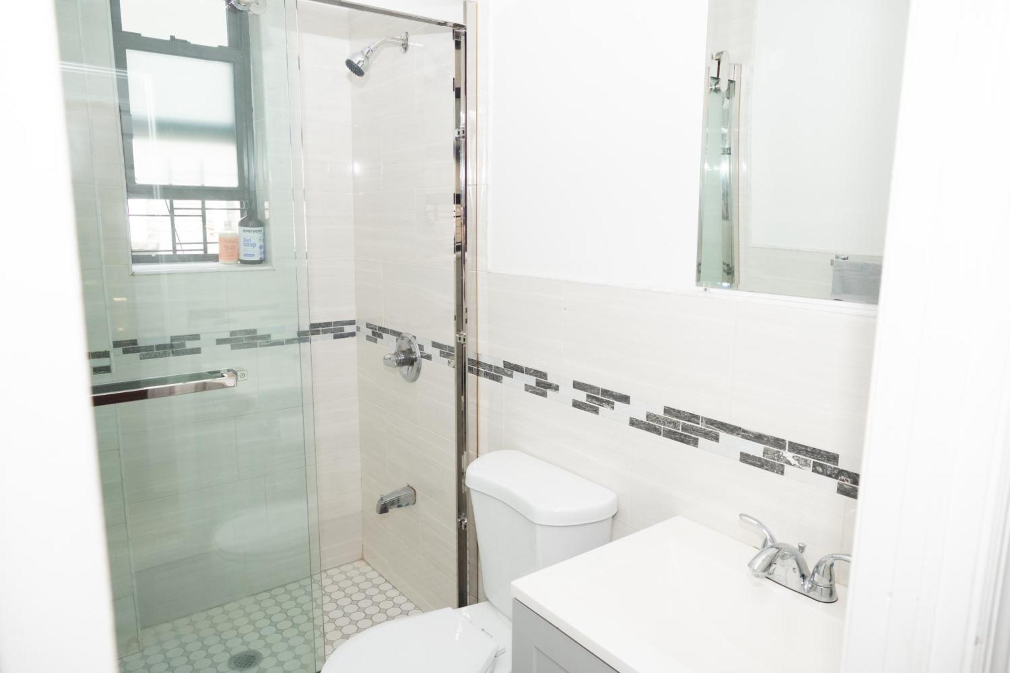 Ruby At Brighton 2-min Walk To Ocean & Subway Chic Accommodatie bij particulieren